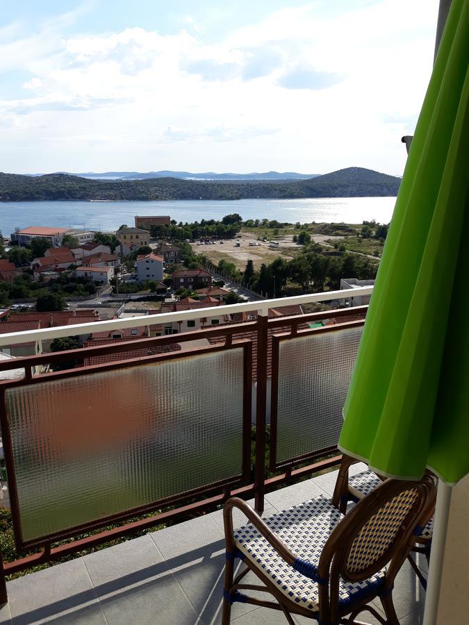 Apartment Rozalija Šibenik Exteriör bild