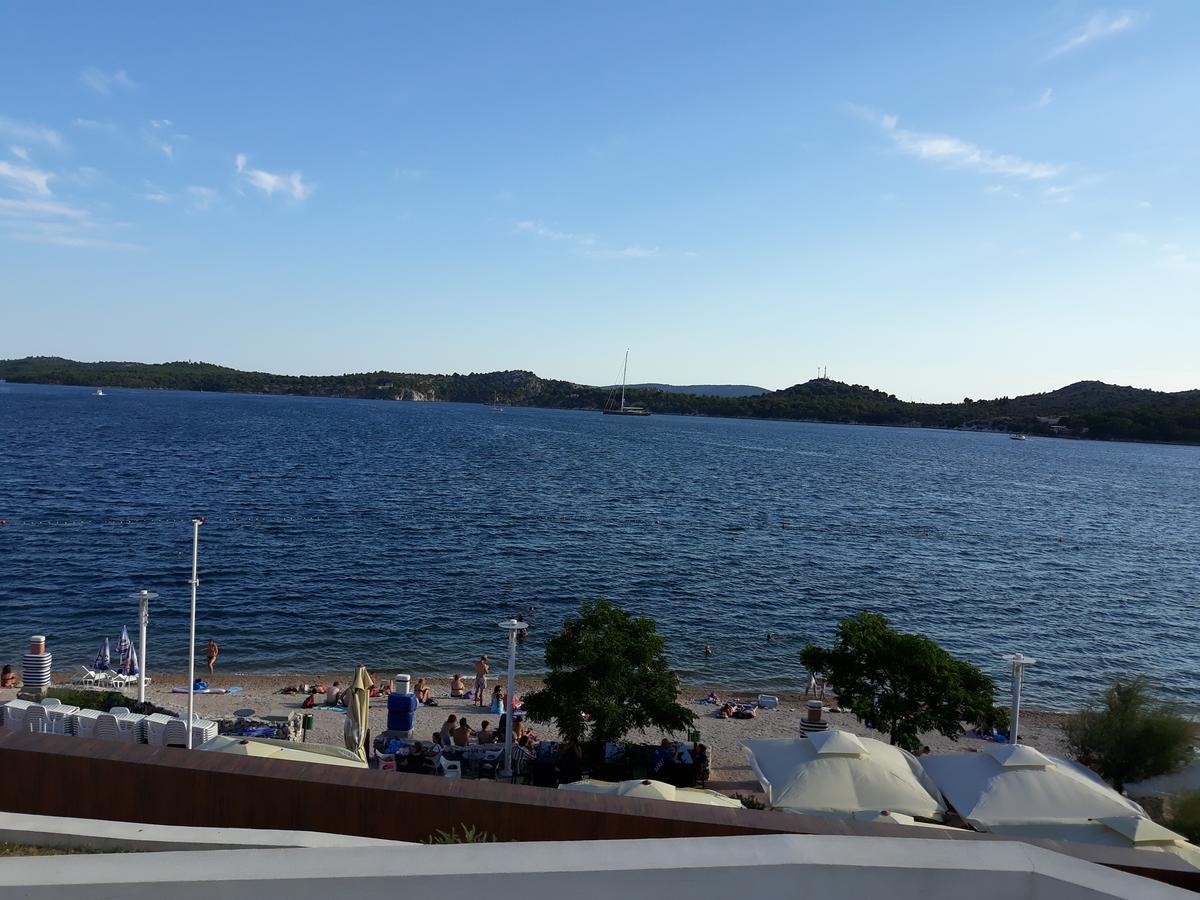 Apartment Rozalija Šibenik Exteriör bild